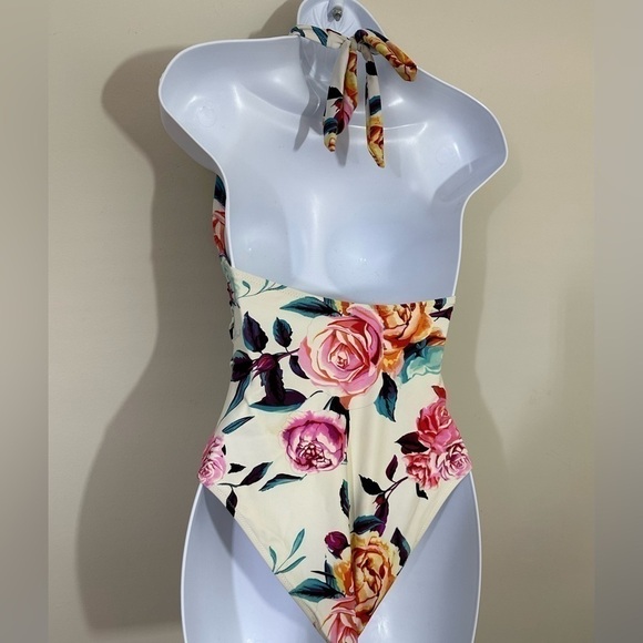 Cupshe sz sm one piece swimsuit mixed media like new - Picture 3 of 12